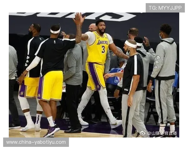 体育在线直播如何实现低延迟高质量，提升用户观赛的沉浸感